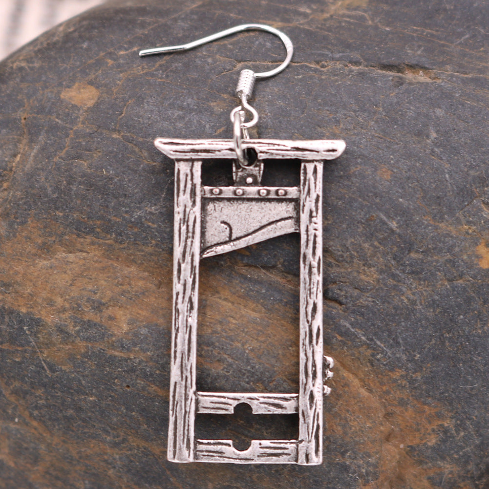 Aretes de Metal Estilo Gótico (Accesorios Oscuros) de Aleación de Zinc