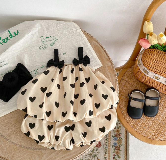 Conjunto de corazones de verano sin mangas