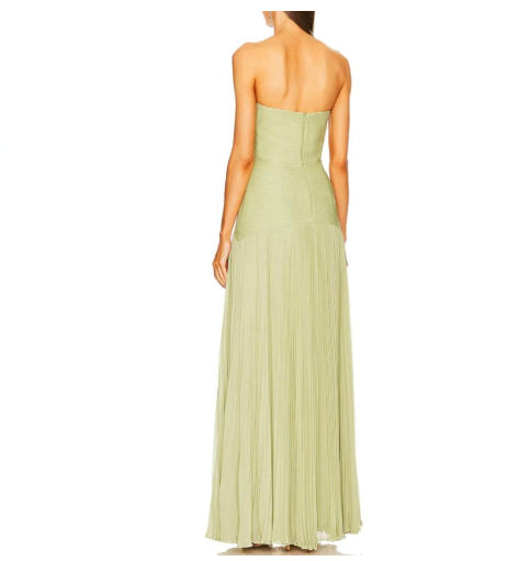 Vestido tubo a rayas, moderno y casual.