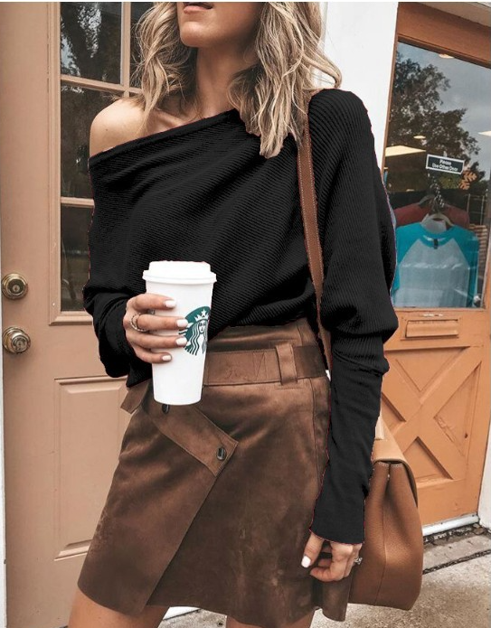 Suéter de cuello recto con mangas rotatorias