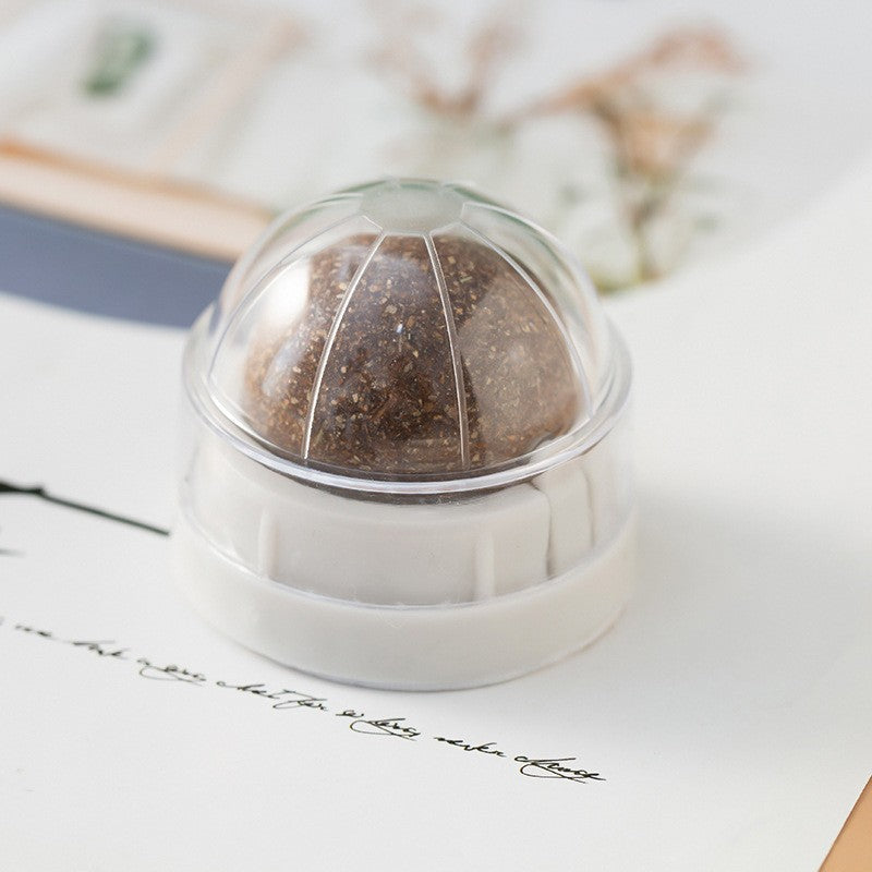 Bola de hierba gatera para gatos