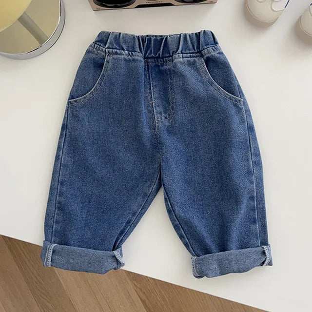 https://ae01.alicdn.com/kf/S1c61d4a65b1d4ff39a57df19c1256a35J/Pantalones-de-mezclilla-informales-para-ni-os-y-ni-as-Jeans-rectos-suaves-pantalones-de-moda.jpg_640x640.jpg