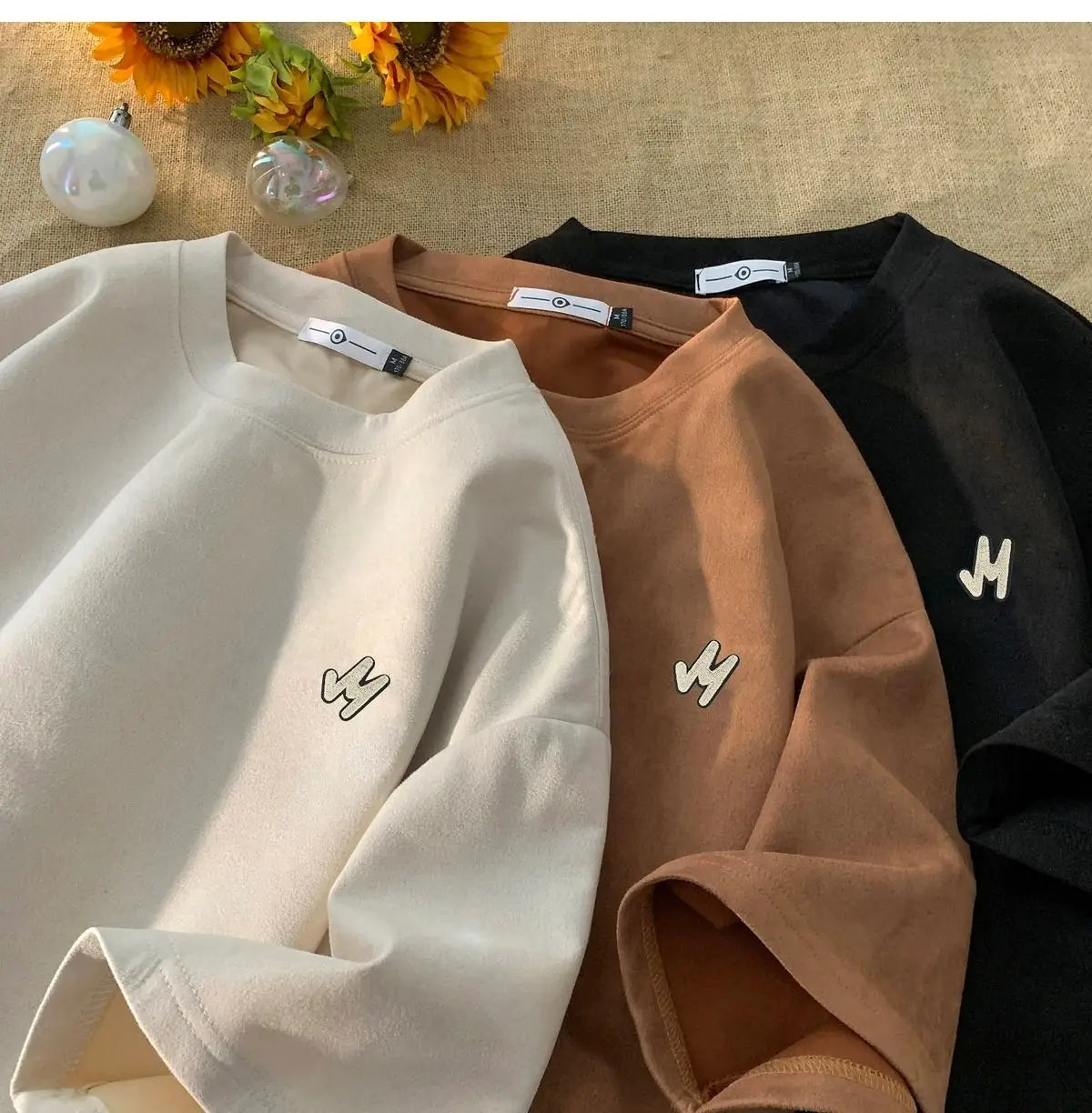 Dina: Playera de Gamuza & Corte Holgado