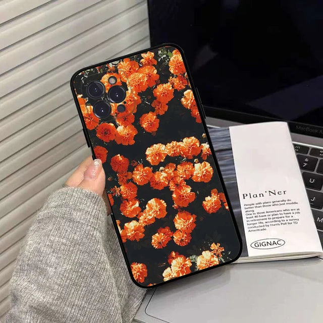 https://ae01.alicdn.com/kf/S514bcce8637647f295a807f80e9825ccf/Sunflower-Chrysanthemum-Phone-Case-Silicone-Soft-for-iphone-15-14-13-12-11-Pro-Mini-XS.jpg_640x640.jpg