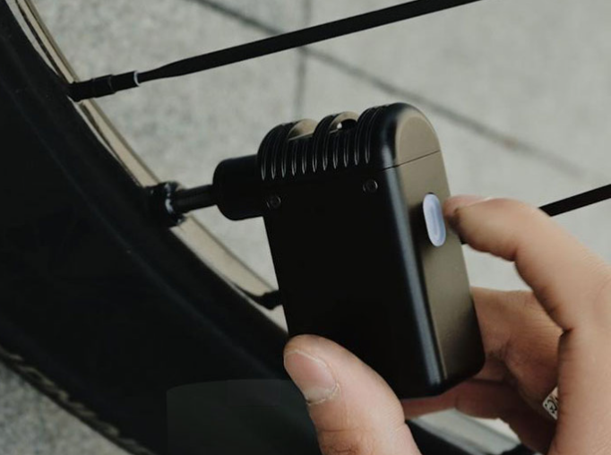 Bomba Eléctrica Portátil para Bicicleta 100 PSI