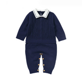 Traje de punto para bebé