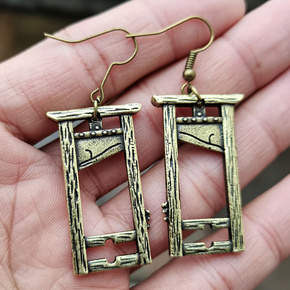 Aretes de Metal Estilo Gótico (Accesorios Oscuros) de Aleación de Zinc