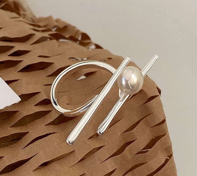 LYRAE: Anillo Ajustable de Perla Minimalista