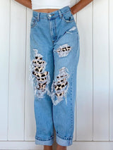 Jeans de mujer con estampado de leopardo roto