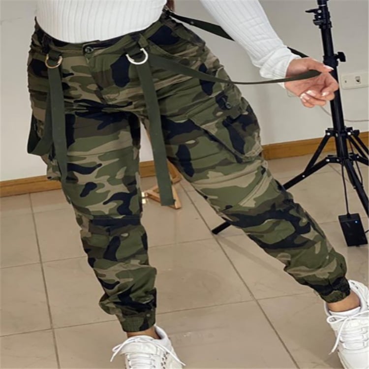 Pantalones con diseño de camuflaje para mujer