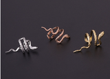 Aretes "Encanto de la Serpiente" con Baño de Oro y Piedras Semipreciosas (3 Colores)