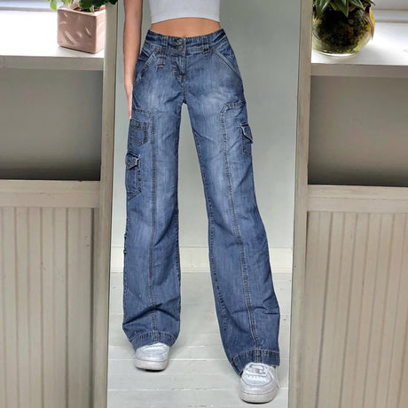 https://ae01.alicdn.com/kf/He27833c2d3874867928bade7dbe43c20p/90s-Vintage-Cargo-Jeans-High-Waist-Wide-Leg-Baggy-Mom-Denim-Pants-Y2K-Women-Fashion-Pockets.jpg