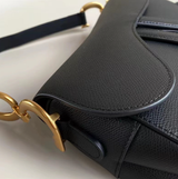 VANDANA: Bolso Saddle de Piel Premium