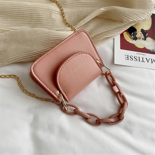 https://ae01.alicdn.com/kf/Sda08da208bb74e88a0e1effd08bc9658K/Mini-Crossbody-Coin-Purse-Fashion-Mini-Handbags-Pure-Pattern-Pearl-Handbag-Plastic-Small-Chain-Jelly-Bag.jpeg_640x640.jpeg