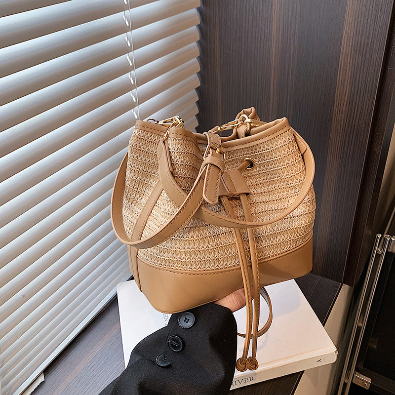 Bolsa de Hombro Tejida de Paja