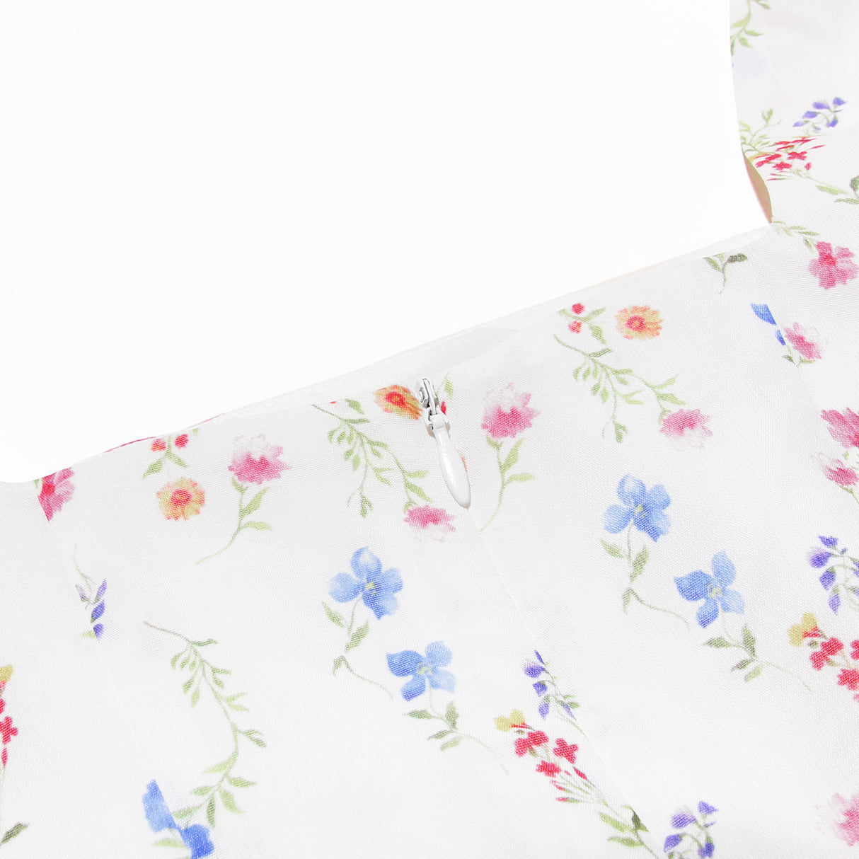 Duna: Vestido con estampado floral y sencillo