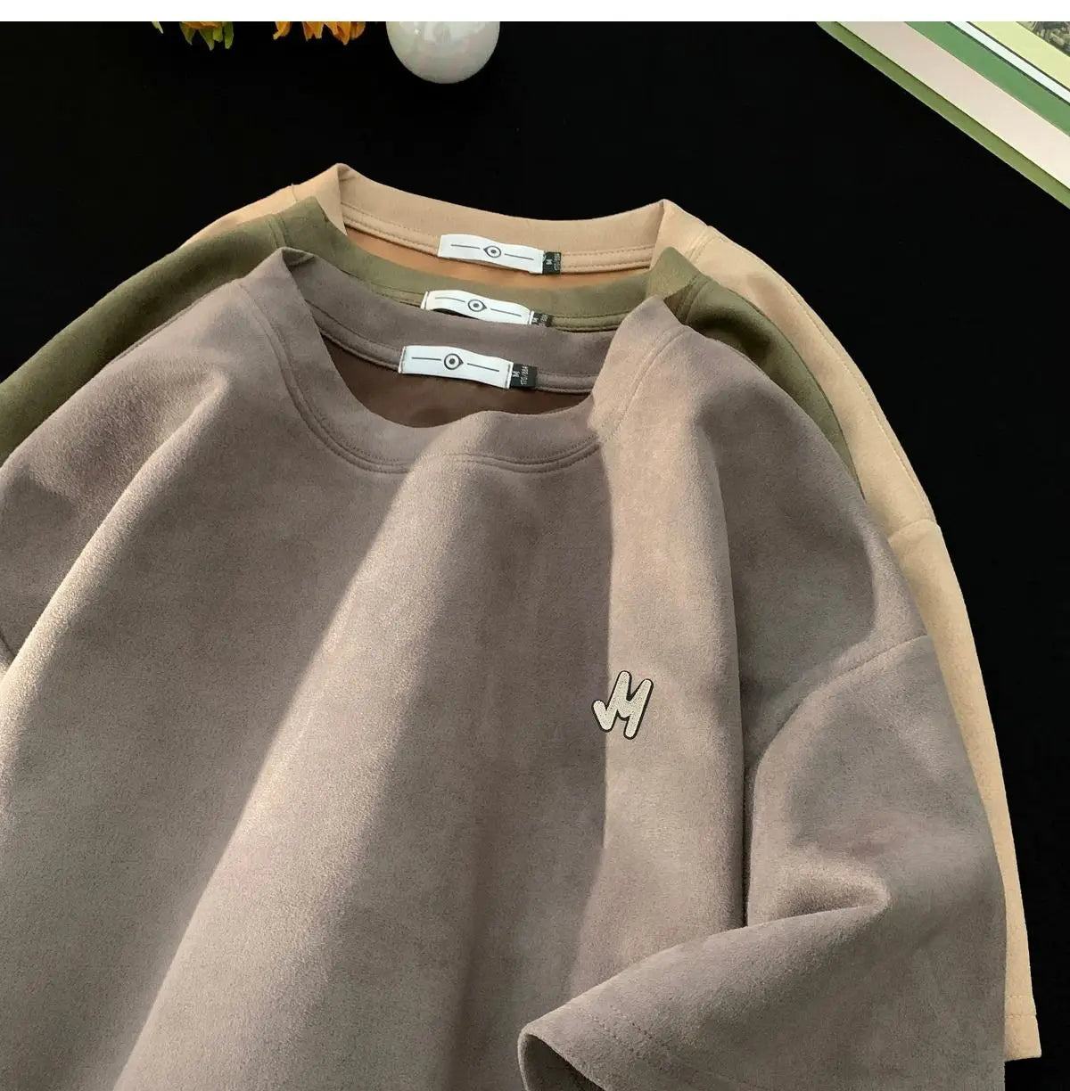 Dina: Playera de Gamuza & Corte Holgado