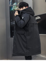 Estela: Chaqueta con capucha ajustada para hombre