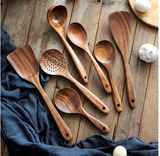 Set de 7 Utensilios de Cocina de Madera