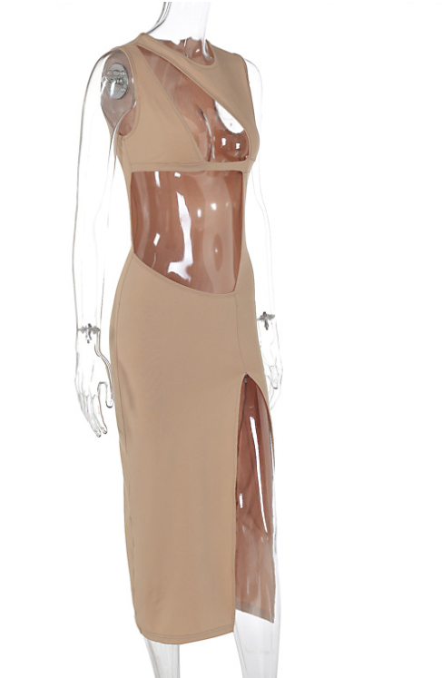 Rhea: Vestido largo y descubierto