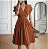 Vestido midi elegante con escote en V y temperamento moderno para mujer