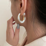 Aretes de Perla "Reina" (Rainha) con Detalle de Letras (Aleación Galvanizada)