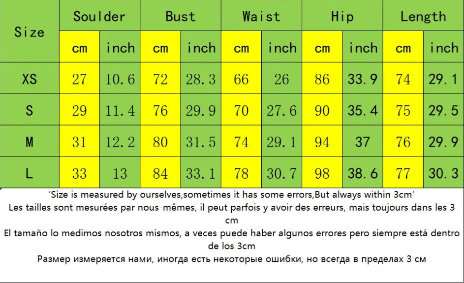 Vestido con falda corta